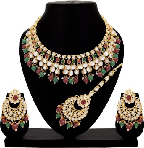 Imperial Wedding Kundan Choker Necklaces Set.