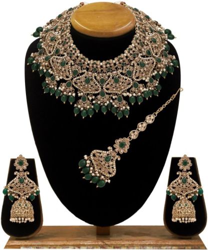 Triangular Elegance Reverse AD Mehandi Plated Choker Necklaces Set