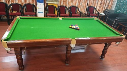 Billiard Pool Table Size 8ftx4ft With Accessories