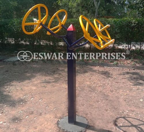 Eswar Enterprises Powder Coated Iron Four Wheel Shoulder Builder