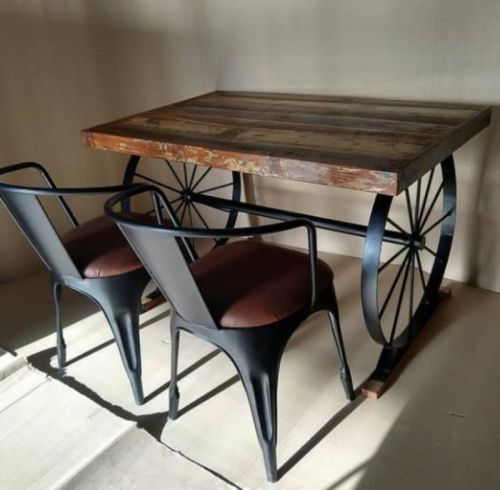 Plain Polished Iron Cafe Tables & Chairs, For Commercial Furniture, Home Furniture, Style : Vehicle