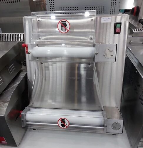 YUAAN Electric Pizza Dough Sheeter Machine, Automation Grade : Semi-Automatic