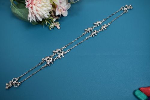 Classic Camel Sequence Silver Anklets, Gender : Female