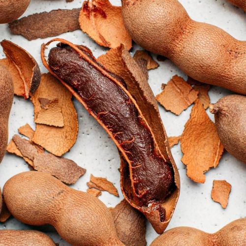 Natural Dried Whole Tamarind, Packaging Size : 500gm, 1Kg for Cooking