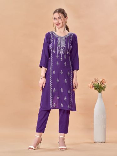 Havy Reyon Ynf Embroidered Kurtis, Gender : Female