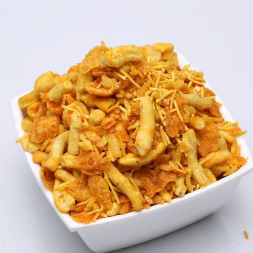 Rajwadi Mix Namkeen, Certification : FSSAI Certified, Taste : Spicy