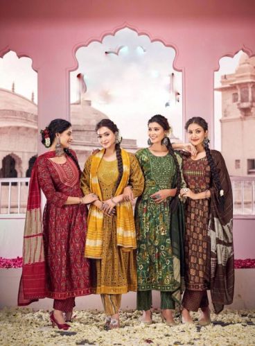 Ladies Naira Cut Suit, Technics : Machine Made