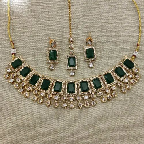 Designer Kundan Necklace Set, Packaging Type : Velvet Box