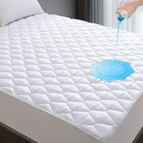 Checked Cotton Mattress Protector For Home, Hotel, Hospitals Etc.