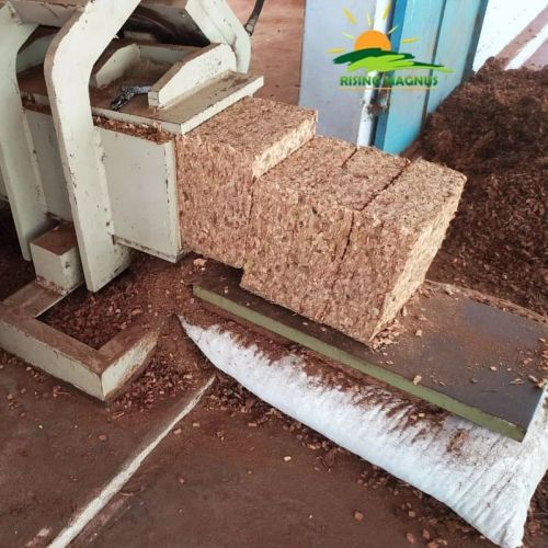 Common Coir Husk Chips For Making Blocks