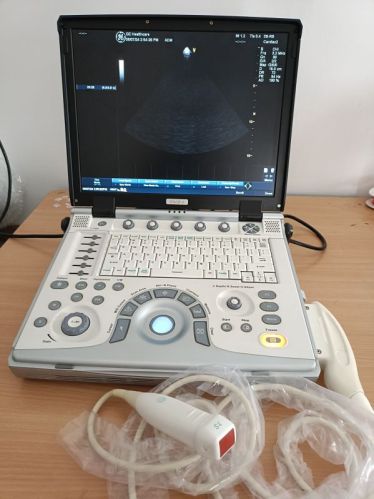 Portable Ultrasound Machine GE Vivid E, Classification : AC/DC