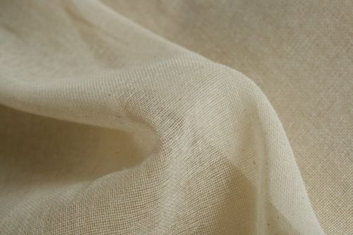 Plain Muslin Fabric, Specialities : Seamless Finish