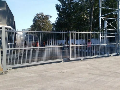 Polished Stainless Steel Sliding Gate For School, Office