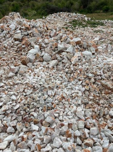 Quartz Lump, Grade : Industrial Grade