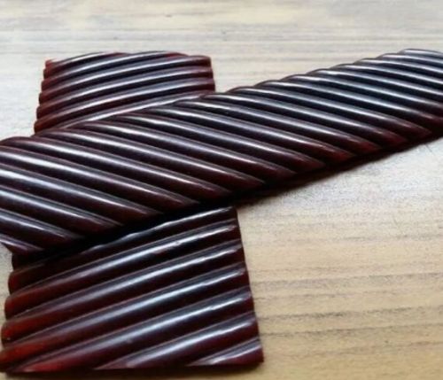 Bone Jigged Knife Handle Scale, Length : 90 X 26 X 4 Mm