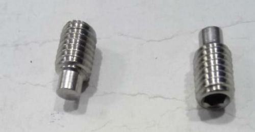 IC SS-304/SS-316 Stainless Steel DOG POINT GRUB SCREWS, Shape : Round