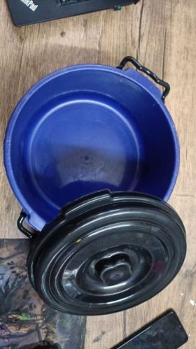 Plastic Casserole, Shape : Round, Packaging Type : Multicolor