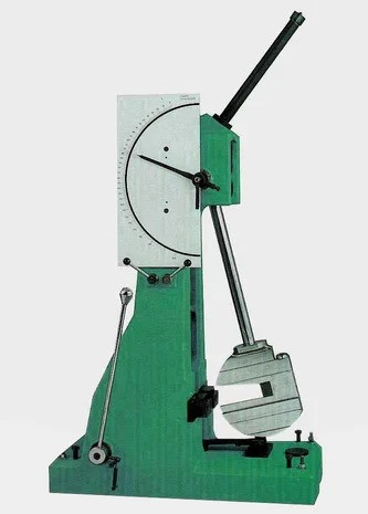 Ratnakar Metal Charpy Impact Testing Machine For Industrial