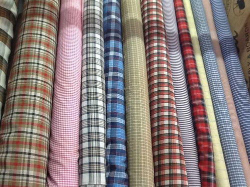 Cotton Sparsh School Uniform Fabric, Technics : Machine Made