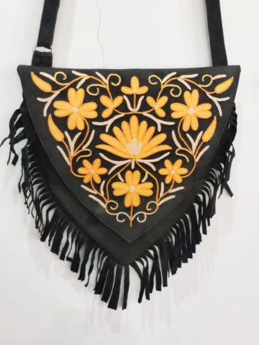 Leather Ladies Embroidered Sling Bags For Suitable Daily Use