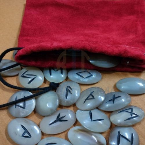 Polished Horn Rune Set