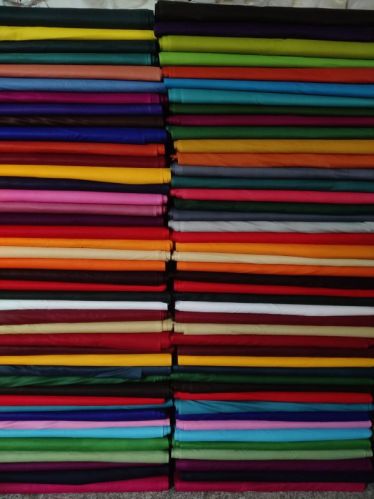 Plain Multicolor Lining Cotton Fabric For Textile Industries