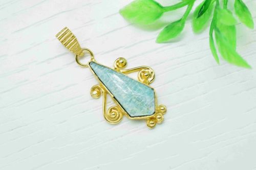 Polished Brass Bridal Pendant Free Size