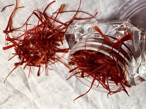 Common Kashmiri Saffron For Cosmetics