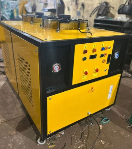 5 TR Heavy Water Chiller, Mounting Type : Floor Mounted