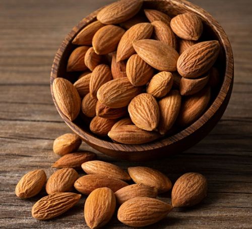 Delcia Common Hard Kashmiri Almonds