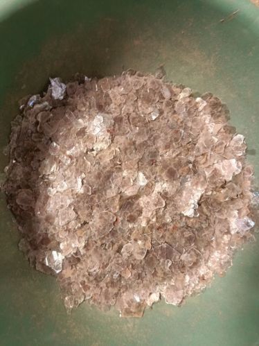 Plain Grade AA Mesh 2-8 Mica Flakes for Industrial Use