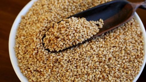 Natural sesame seeds, Packaging Size : 50kg, Packaging Type : White