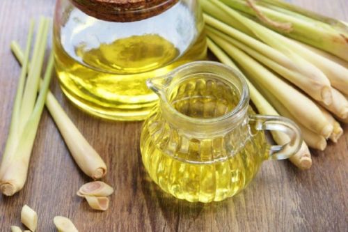 Lemongrass Essential Oil For Reduce Body Aches, Muscle Pain, Cosmetics Products