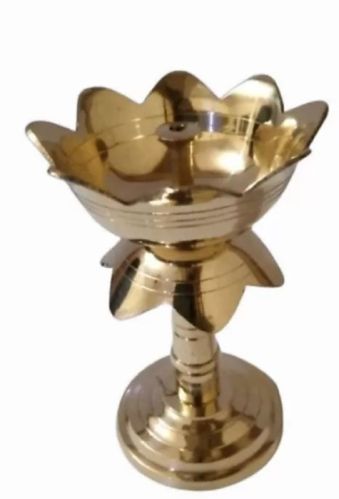 Polished Brass Diya Stand, Color : Golden