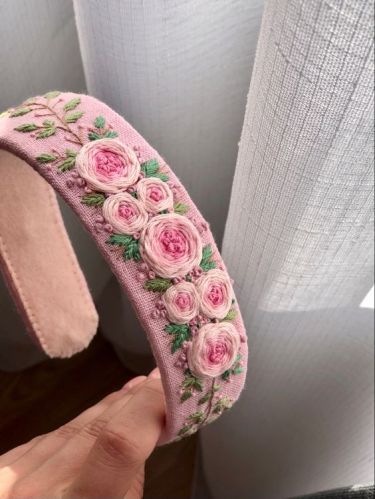 Hand Embroidered Silk Thread Hair Flower Band, Packaging Type : Carton, Packet, Pouch
