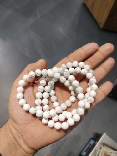 Howlite Gemstone Bracelets, Shape : Round