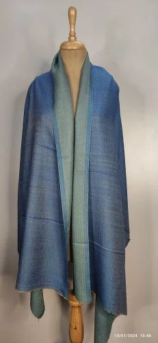 Plain Ladies Woolen Reversible Stole, Technics : Machine Made