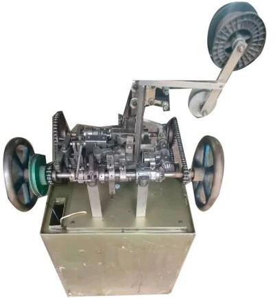 Automatic Figaro Chain Making Machine, Weight : 60 Kg