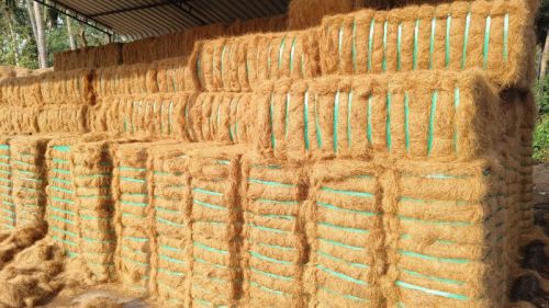 Natural Coir Fibre Bales for Mats, Ropes, mattress, brushes, stings fish nets insulation