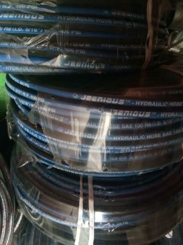 Nitrile Rubber Fuel Hose Pipe For Industrial Use, Automobile Parts, Tractor Use