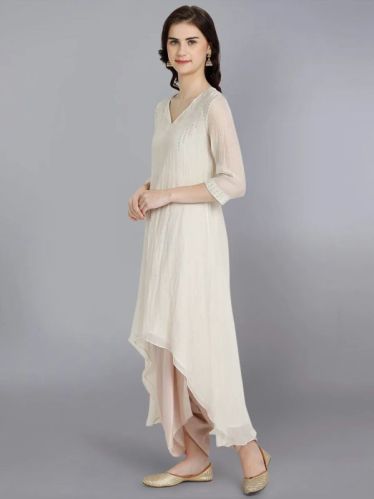 Ladies Mukaish Embroidered Chanderi Kurta, Packaging Type : Poly Bag