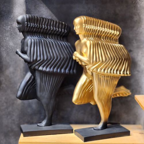 Coated Sculptures, Packaging Type : Yellow