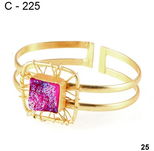 Indiacz Brass Handicrafts Kada, Color : All Color For Decoration