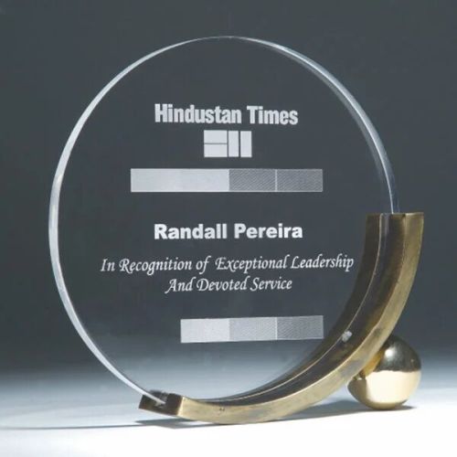 Corporate Acrylic Trophy – AC3007