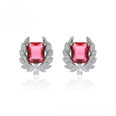 Ruby Rose Trellis Woman Earrings