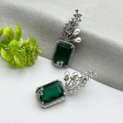 Silver-plated Drop Earrings With Emerald And Cz Stones