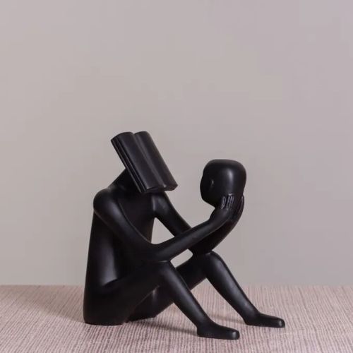 Read To Me (black ) Resin Home Decor