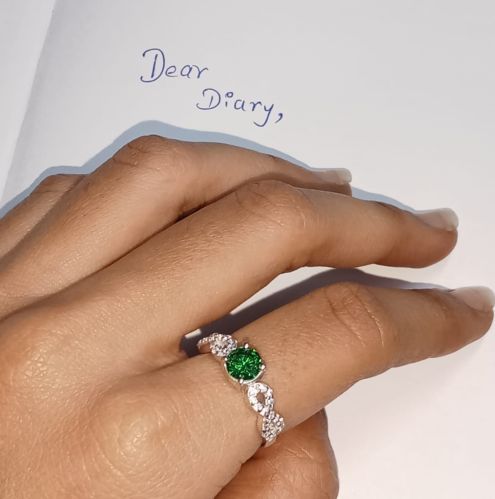 925 Silver Emerald Elegance Ring Customised