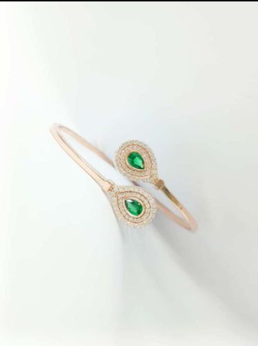 925 Silver Pear-shaped Lab-created Emerald Cut Kada