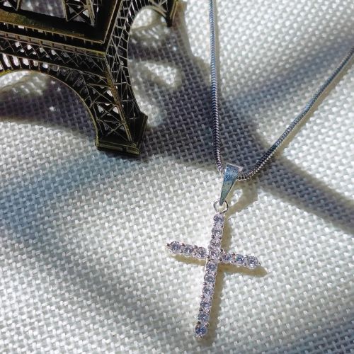 Evimeria Polished Cross 925 Silver Pendant, Gender : Unisex, Packaging Type : Plastic Box
